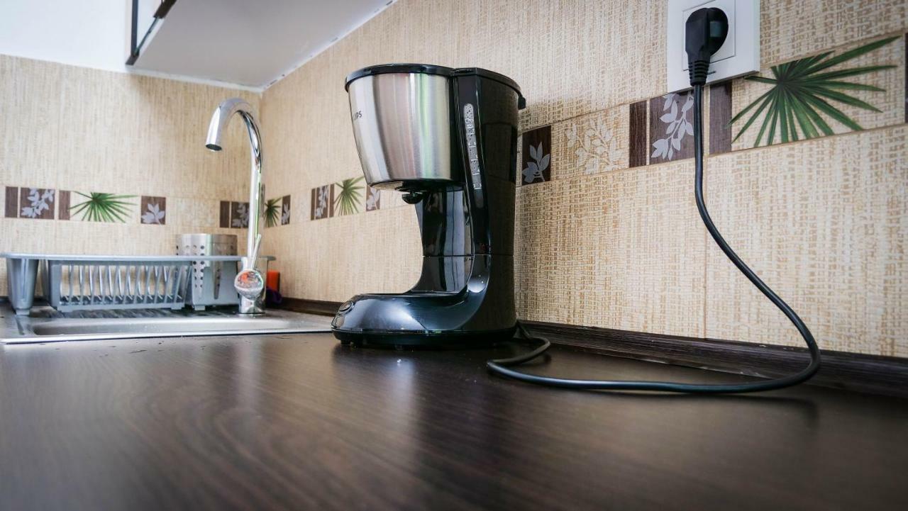 Pensiunea Gradinarilor Cu Ciubar Si Statie De Incarcare Electrica Auto Comanesti  Luaran gambar